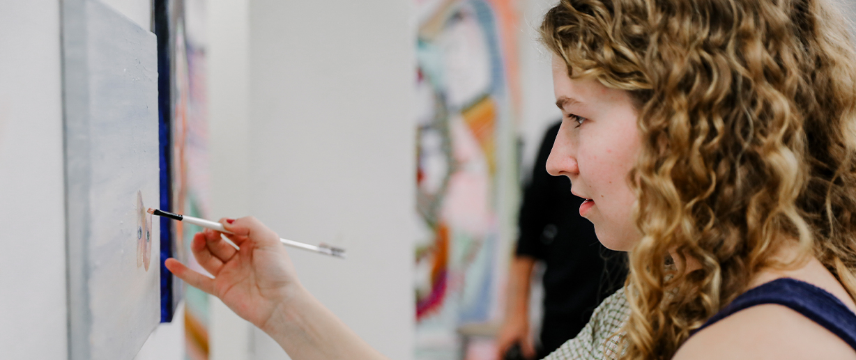Kate Timbes ’23 was given the opportunity to create a mural while studying in Copenhagen